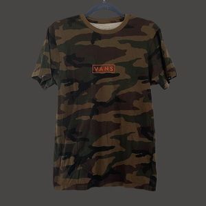 Vans Men’s Camo T- Shirt 🤎💚